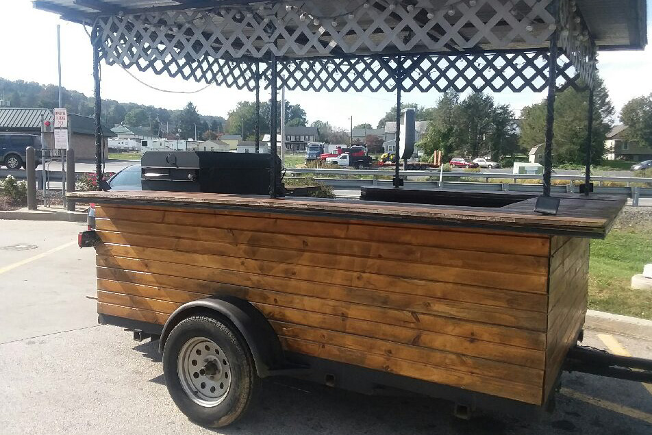 Trailer with Meadow Creek_BBQ42 Barbecue Smoker